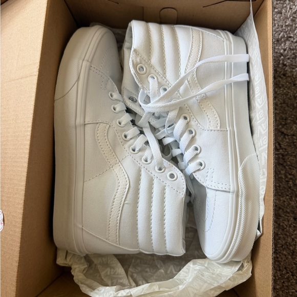 Vans Shoes - Vans True White High Top Sneakers with Box